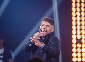 Kleber Nascimento lança EP “Mora em Mim” com sonoridade nordestina e mensagem de restauração O cantor e compositor Kleber Nascimento. Foto: Terra Produções.