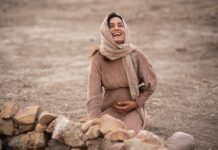 Luz em Ação mobiliza campanha global no Dia Internacional da Mulher O curta-metragem "Hagar e o Deus que Vê". Foto: Luz em Ação.