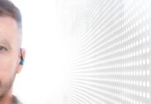 Stéfanno Dias inicia nova fase na carreira e lança “Só de Ouvir Falar” pela Labidad Music O cantor gospel Stéfanno Dias. Foto: Divulgação.