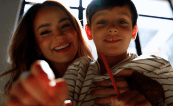 Pamela ressignifica “Desde O Primeiro Momento” em lançamento especial do Dia das Mães
