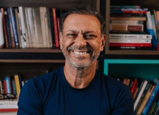 Com mais de 30 anos de carreira no mercado da música, Maurício Soares lança plataforma que conecta artistas e compositores