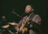 Eli Soares apresenta o álbum “Live in Recife” e o vídeo de “Me Ajude a Melhorar” Live in Recife