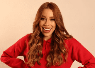 Julliany Souza supera estrelas do pop com “Ah, Jesus” Julliany Souza supera estrelas do pop com “Ah, Jesus”