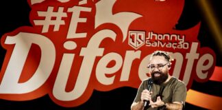 Jhonny Salvação prepara DVD marcante no Ceará e anuncia faixa de estreia para agosto O cantor Jhonny Salvação na gravação de seu segundo DVD. Foto: Luciana Vieira.