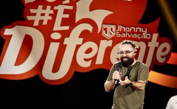 Jhonny Salvação prepara DVD marcante no Ceará e anuncia faixa de estreia para agosto O cantor Jhonny Salvação na gravação de seu segundo DVD. Foto: Luciana Vieira.