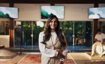 Laiane Torres lança “Te Desejamos”, canção que nasceu de uma década de espera e entrega a Deus