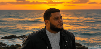 Vítor Quirino lança “Vinda” e transforma a encarnação de Cristo em tema de sua estreia musical O cantor e compositor Vítor Quirino. Foto: Lorena Beatriz.