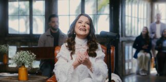 Ana Paula Valadão comemora a chegada dos 50 anos com o projeto “1976”, composto por cinco álbuns temáticos