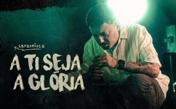 A Ti Seja a Glória – José Wellington (Ao vivo) A Ti Seja a Glória - José Wellington (Ao vivo)